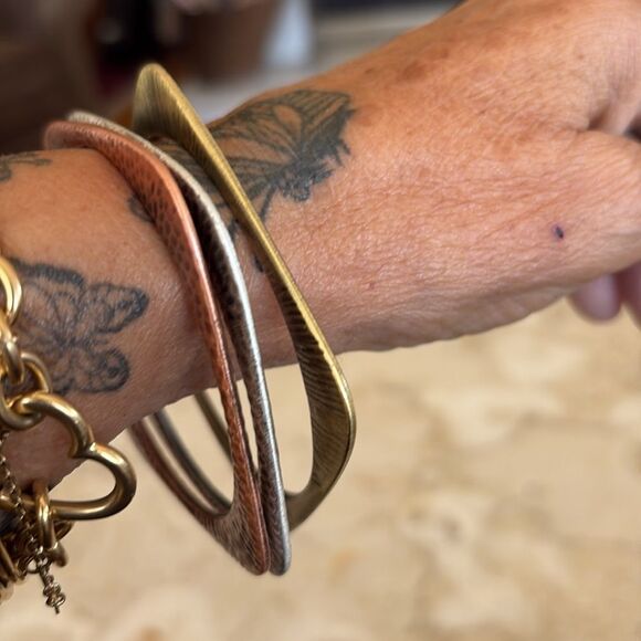 Tri-Colour Modernist Bangle Bracelets - Picture 2 of 6